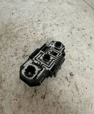 Volkswagen PASSAT B4 Tail light bulb cover holder 3a9945257