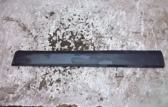 Opel Antara Front door trim (molding) 96660214