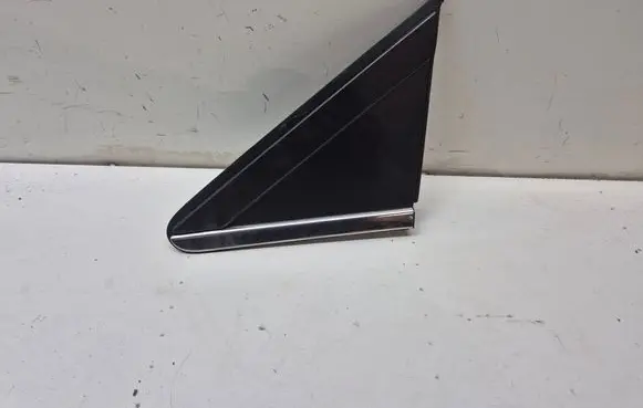 Chrysler Town u0026 Country V Fender end trim 1BE43TRMAA