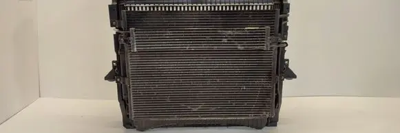 Land Rover Discovery 4 - LR4 Radiator set AH328T000CJ