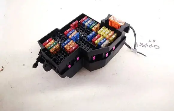 Lexus RX 300 Fuse box set