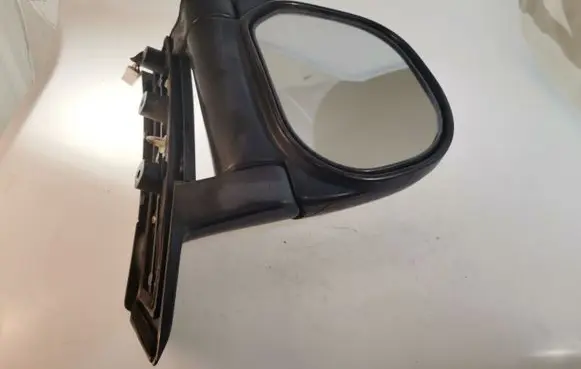 Mitsubishi Space Gear Front door electric wing mirror MB952637