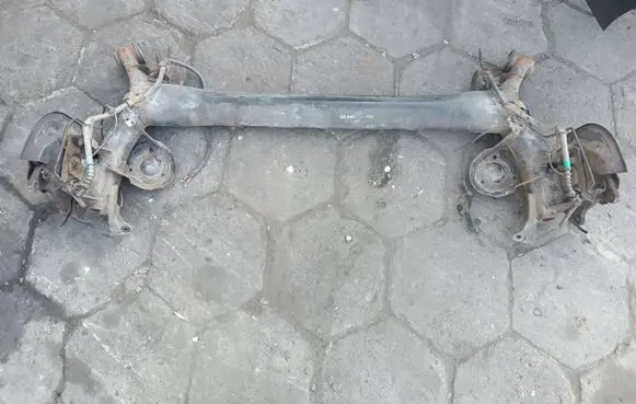 Nissan Qashqai Rear axle beam 