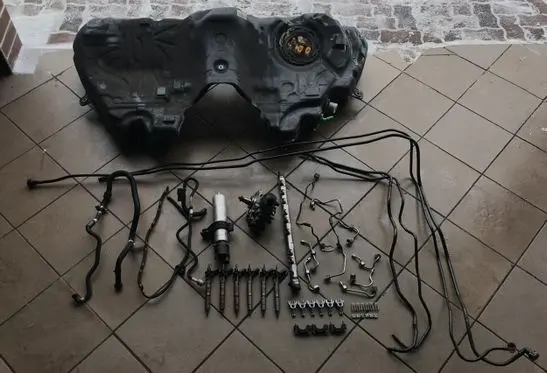 BMW 5 F10 F11 Fuel injection system set 7823463 0445110478 7823395