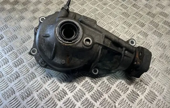 BMW X5 E70 Front differential 7552533
