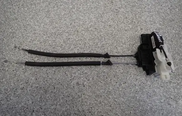 Hyundai Sonata Rear door lock