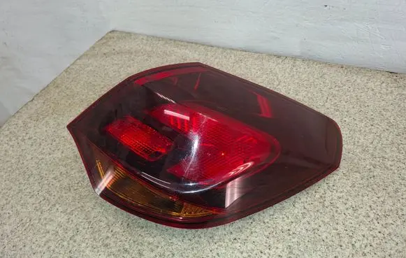 Opel Astra J Rear/tail lights 13306460