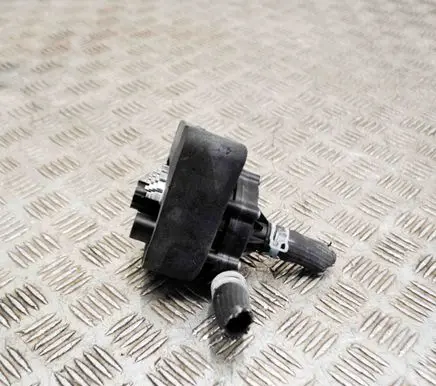 Tesla Model S Electric auxiliary coolant/water pump 106747300F