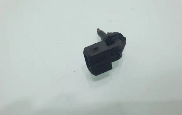 BMW 5 E60 E61 Intake air temperature sensor 7792203