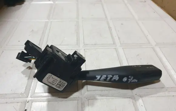 Volkswagen Jetta V Indicator stalk 1L0953513