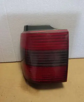 Volkswagen PASSAT B4 Rear/tail lights 3A9945257 394129