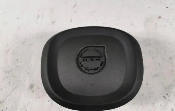 Volvo S60 Steering wheel airbag 6261001
