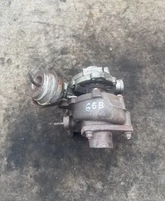 Skoda Superb B5 (3U) Turbo 028145702H