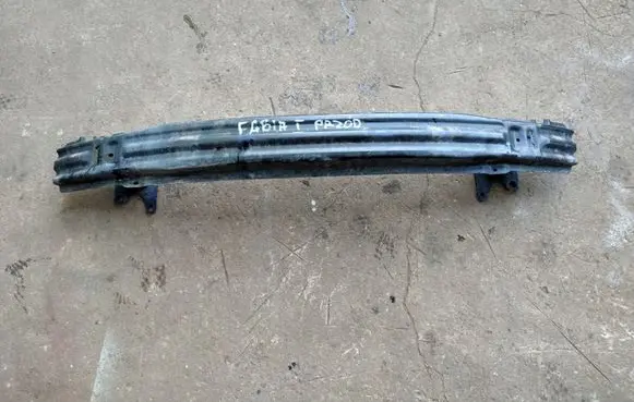 Skoda Fabia Mk1 (6Y) Front bumper cross member 6Y0807109A