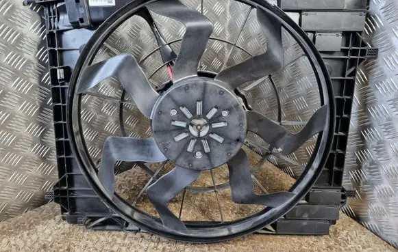 Mercedes-Benz GLS X167 Electric radiator cooling fan A1679061904