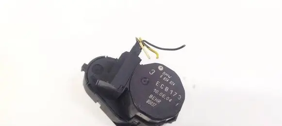 BMW X3 E83 Air flap motor/actuator 6934824