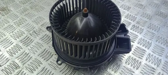 Mercedes-Benz GLE (W166 - C292) Heater fan/blower A1668303760