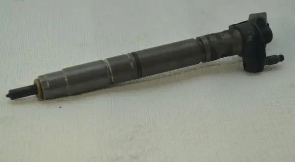 Audi A6 S6 C7 4G Fuel injector 059130277CD 0445117022 13041903742