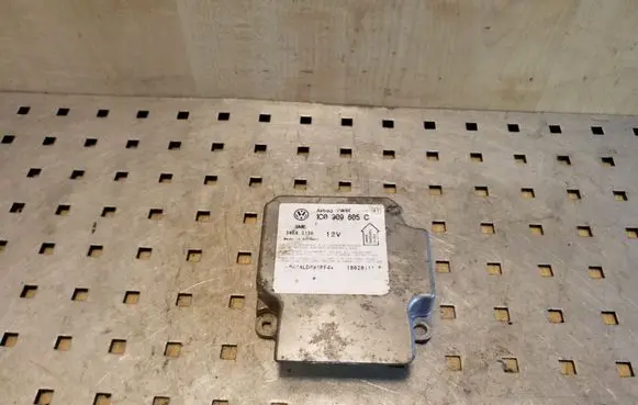 Volkswagen PASSAT B5.5 Airbag control unit/module 1C0909605C 5WK43130