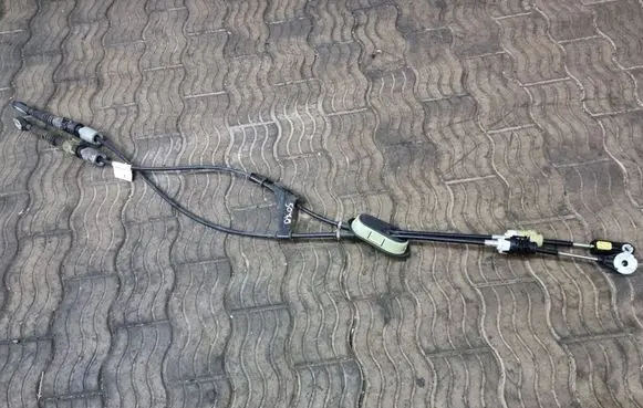 Nissan Qashqai Gear shift cable linkage 349351289R 349351289RF 4RTA001