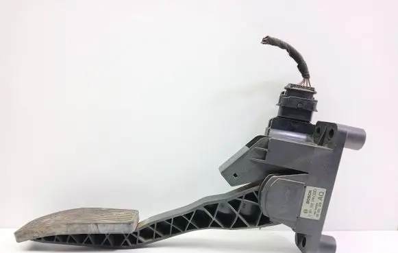 Opel Zafira A Accelerator throttle pedal 0281002298506 18904680 90581208