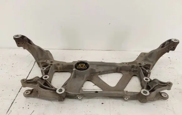 Volkswagen PASSAT B8 Front subframe 3Q0199369D