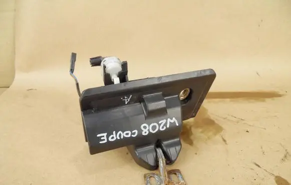 Mercedes-Benz CLK A208 C208 Tailgate/trunk/boot lock/catch/latch