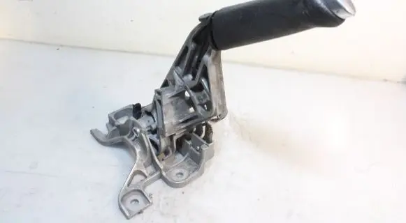 Ford Focus Hand brake release handle 