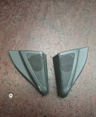 Mercedes-Benz CLK A209 C209 Side speaker trim/cover A2097250211 A2097250111