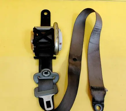Nissan X-Trail T30 Front seatbelt TKAB2EG345
