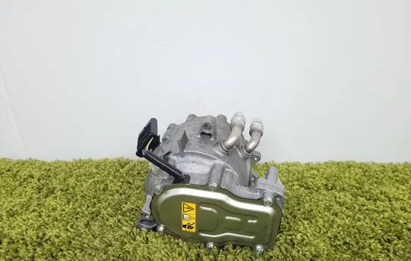 BMW 2 F45 Generator/alternator 7649390