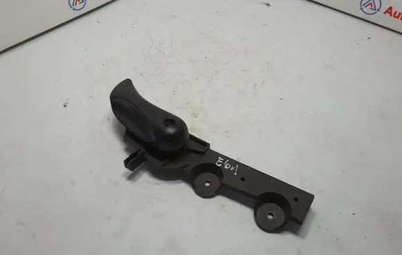 BMW 5 E60 E61 Engine bonnet (hood) release handle 7052579 51437052579 9143458