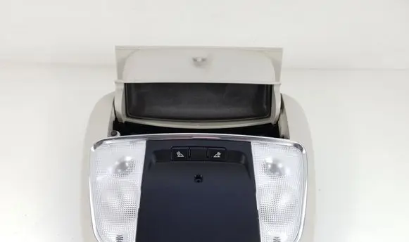 Dodge Durango Front seat light 1UC591DAAC