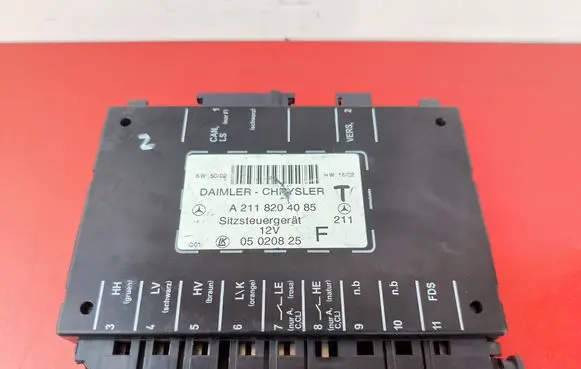 Mercedes-Benz E W211 Seat control module A2118204085