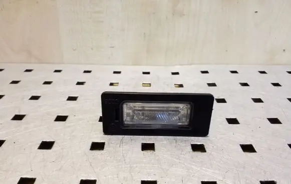 Audi A5 8T 8F Number plate light 8T0943021 A046341