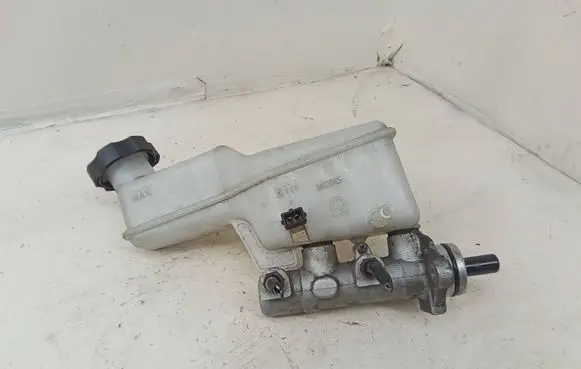 KIA Sportage Master brake cylinder