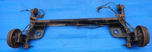 Suzuki Swift I Rear beam 