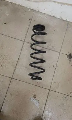 Toyota C-HR I Rear coil spring 