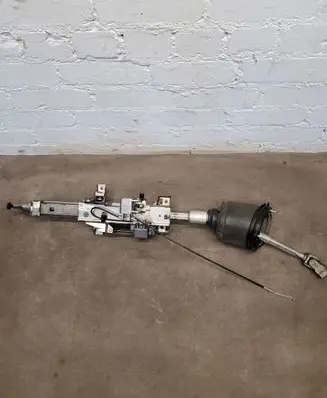 Steering wheel axle set