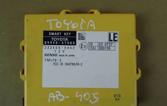 Toyota Prius (XW30) Keyless (KESSY) go control unit/module 8999047080