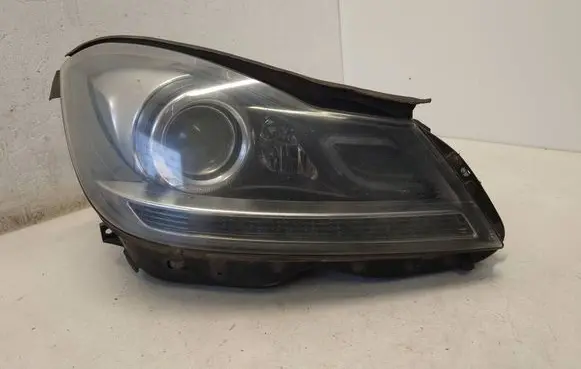Mercedes-Benz C W204 Headlight/headlamp A2048204439 2048204439