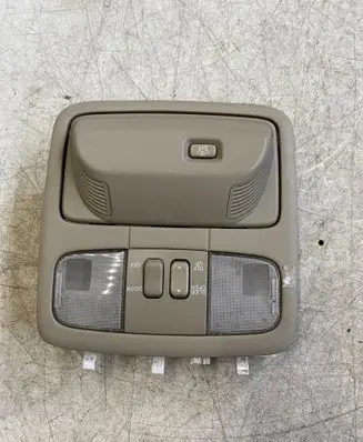 Toyota Land Cruiser (J120) Front seat light