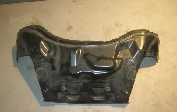 Audi Q7 4L Other engine bay part 7L6819523B