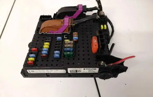 Volvo XC90 Fuse box set 8676391 12217799