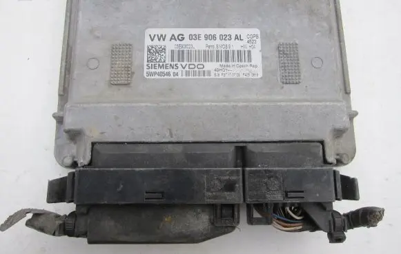 Skoda Fabia Mk2 (5J) Engine control unit/module 5WP4054604 03E906023AL