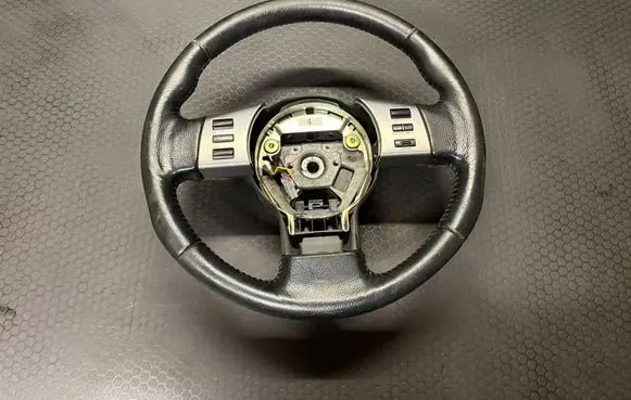 Infiniti FX Steering wheel