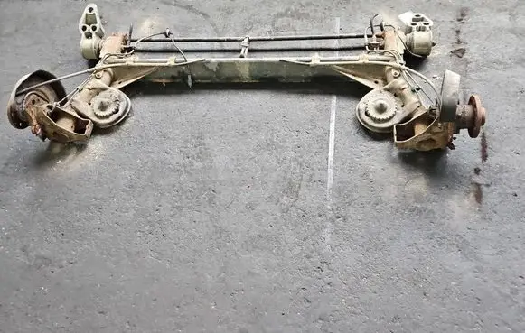Volkswagen PASSAT B5.5 Rear axle beam IMPRK1597950