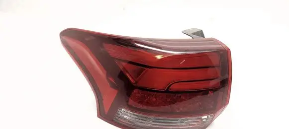Mitsubishi Outlander Rear/tail lights 