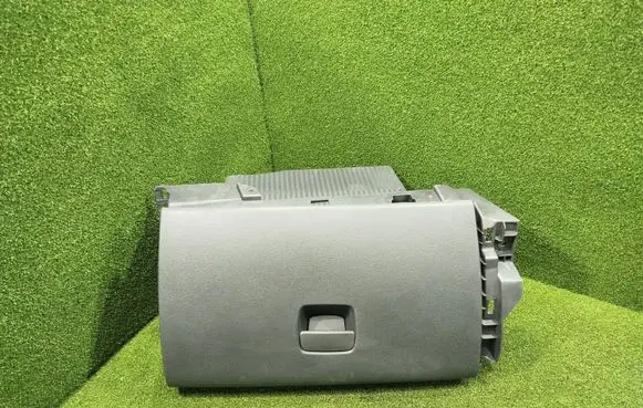 Renault Trafic III (X82) Glove box 681084578R 681084723R 93868005