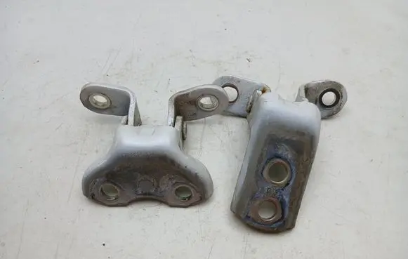 Lexus GS 250 350 300H 450H Front door hinge set A046694